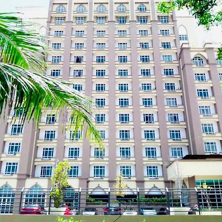 Royal Ville Studio Kota Bharu Bagian luar foto