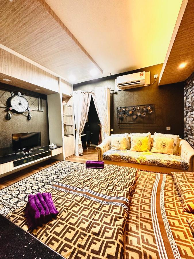 Royal Ville Studio Kota Bharu Bagian luar foto