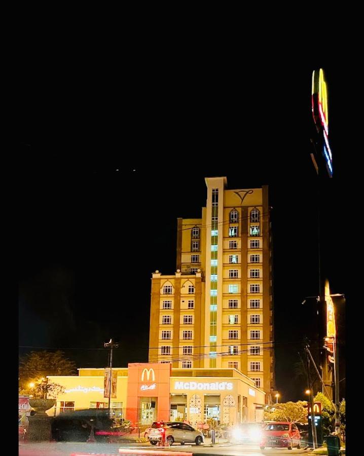 Royal Ville Studio Kota Bharu Bagian luar foto